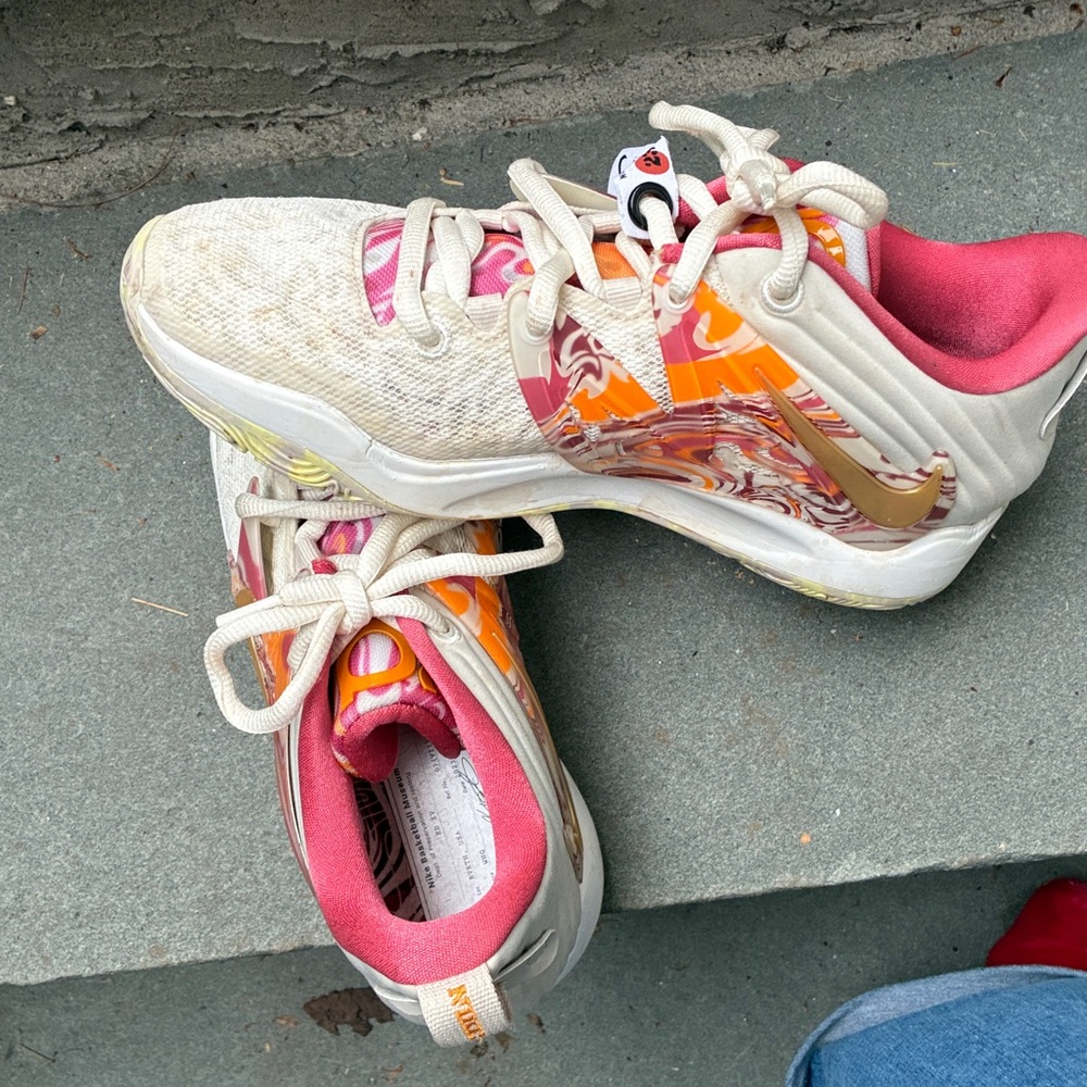 Nike Women's Basketball Museum Athletic Shoes in Pink, Orange, and White Sz 9